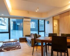 1 Bedroom Apartments