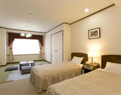 Standard Western-Japanese Room