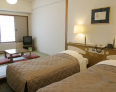 Western /  Japanese Room