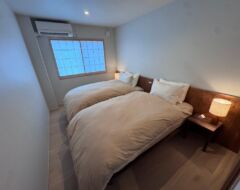 Western Twin Room