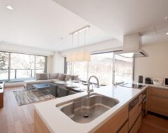 3 Bedroom Apartments
