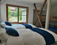Sunrise Apartment B -  4 x Twin Rooms