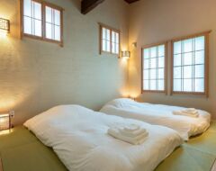 2 x Japanese Rooms