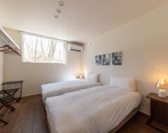 2 x Twin Rooms