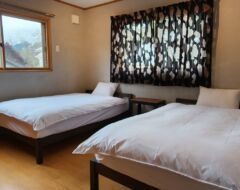 1 x Twin Room