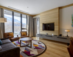 2 Bedroom Suite
