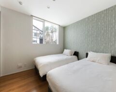 3 Bedroom Chalet
