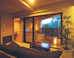 Deluxe Japanese-Western Wa-Yo Room with Ensuite and Outdoor Onsen Bath