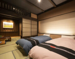 Deluxe Japanese Twin with private outdoor bath (Sakuranoiro)