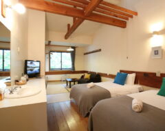 Superior Room with ensuited bathroom