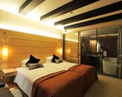 Junior Suite Room