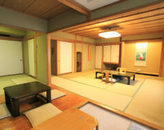 Deluxe Japanese Room
