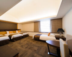 Quad Room