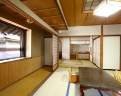 Deluxe Japanese Room