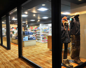 Niseko Shopping